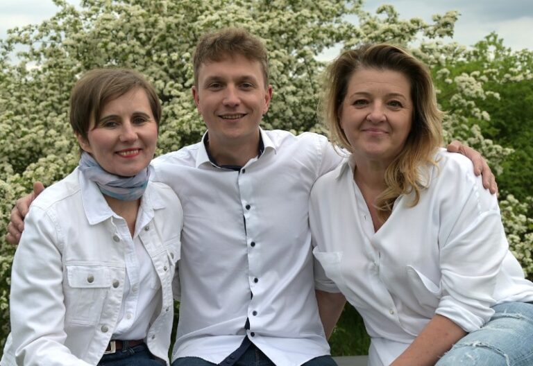 Odnaleźć siebie RAZEM – projekt Fundacji Skrzydła Przebudzenia